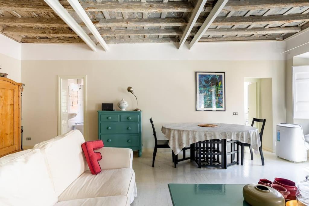 Best Authentic Apartment Monti 5 Mins From Colosseum エクステリア 写真