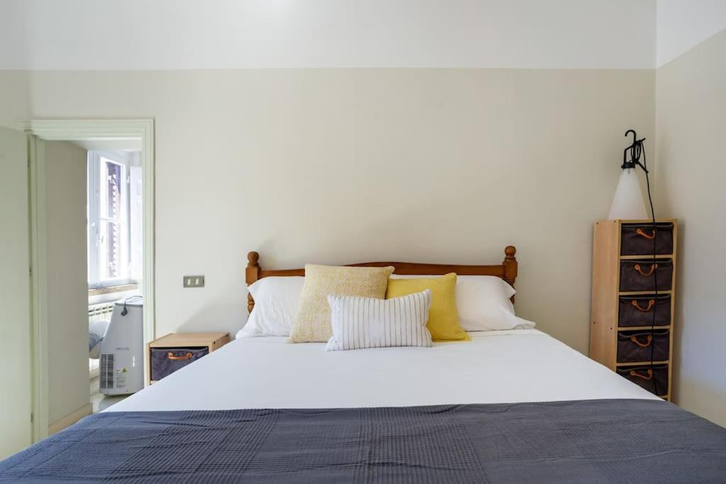 Best Authentic Apartment Monti 5 Mins From Colosseum エクステリア 写真
